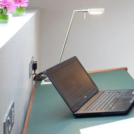 Premier Dublin, Ballsbridge Apartamento Dublín