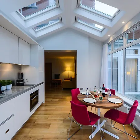 Premier Dublin, Ballsbridge Apartament