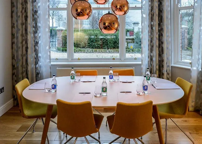 Premier Dublin, Ballsbridge Daire *