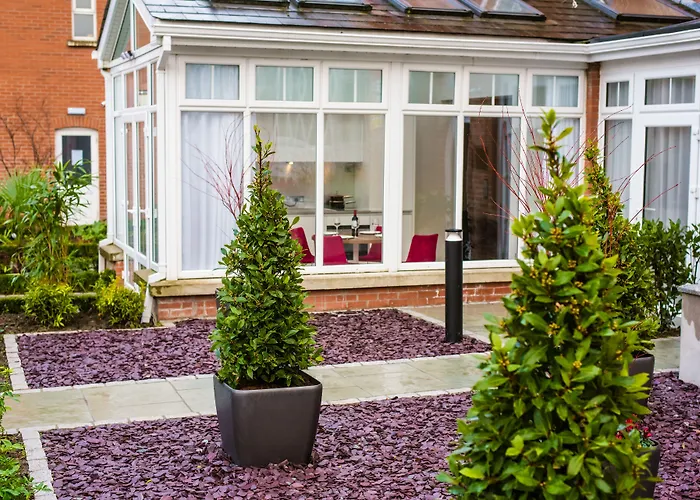 Premier Dublin, Ballsbridge * Dublin